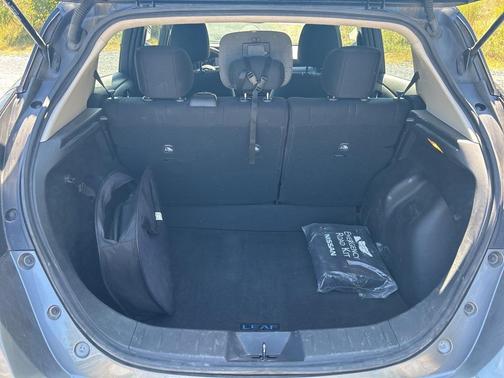 2022 Nissan Leaf SV PLUS 62 kWh