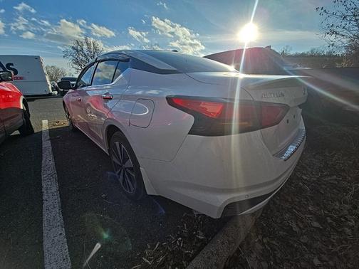 2022 Nissan Altima 2.5 SL