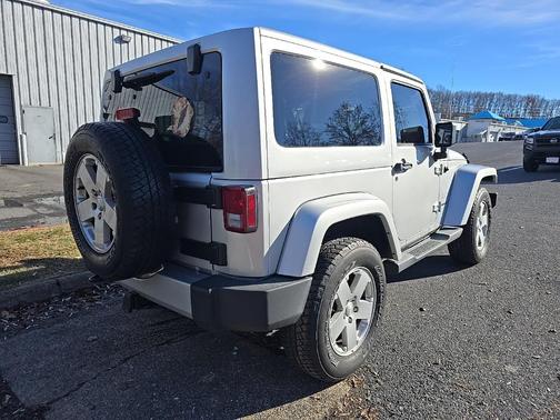 2011 Jeep Wrangler Sahara