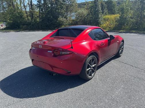 2019 Mazda MX-5 Miata RF Grand Touring