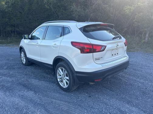 2017 Nissan Rogue Sport SV