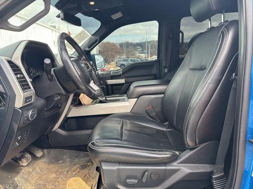 Blue Metallic 2019 Ford F-150 Lariat