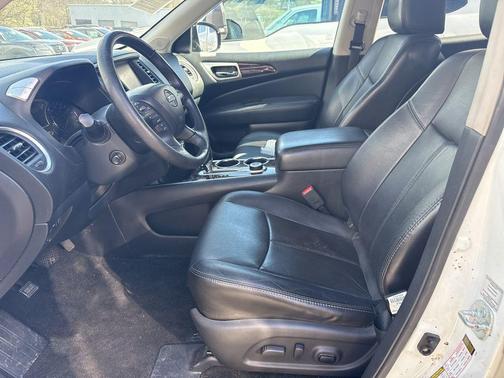 2014 Nissan Pathfinder Platinum