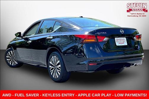 Super Black Clearcoat 2024 Nissan Altima 2.5 SV