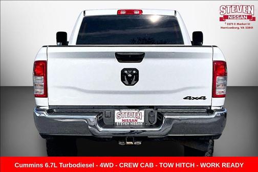 2022 RAM 2500 Tradesman Crew Cab 4x4 6'4' Box