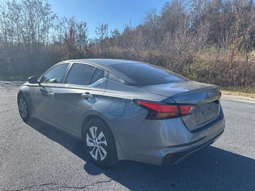 2024 Nissan Altima S FWD