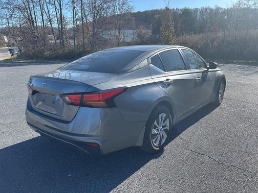 2024 Nissan Altima S FWD