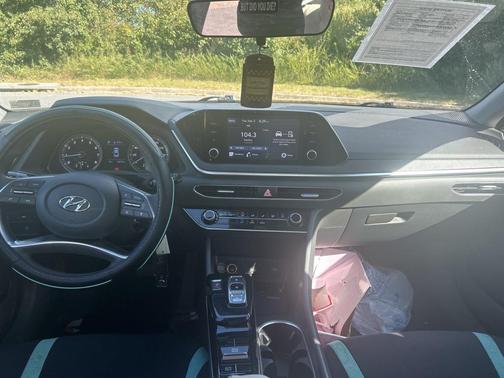 2023 Hyundai SONATA SE