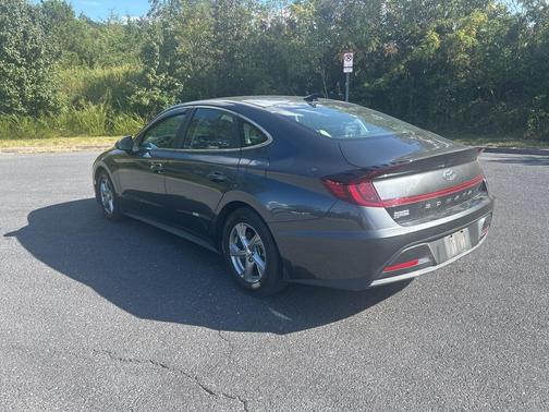 2023 Hyundai SONATA SE