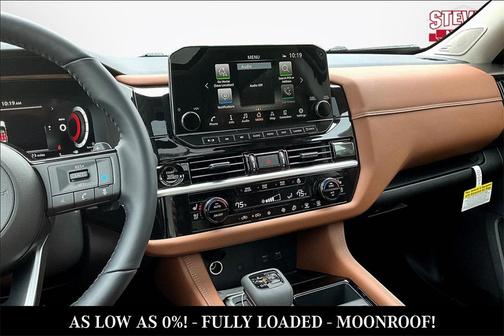 2025 Nissan Pathfinder Platinum 4WD