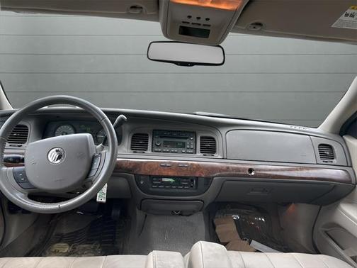 2007 Mercury Grand Marquis LS
