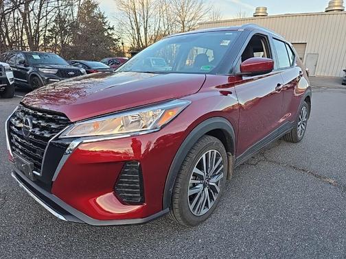 2023 Nissan Kicks SV