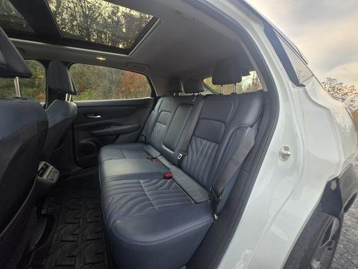 2023 Nissan ARIYA PLATINUM+