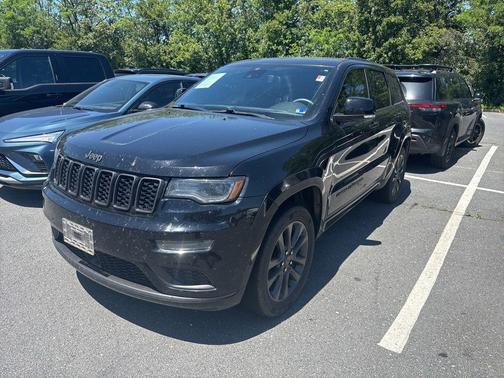 Diamond Black Crystal Pearlcoat 2019 Jeep Grand Cherokee High Altitude