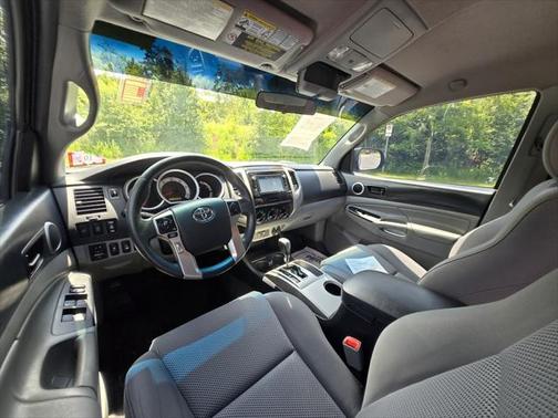 2015 Toyota Tacoma Base