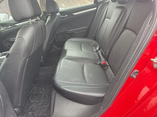 2017 Honda Civic Touring