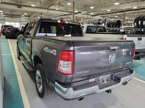 Granite Crystal Metallic Clearcoat 2019 RAM 1500 Big Horn