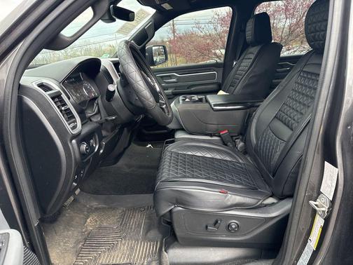 Gray 2021 RAM 1500 Big Horn/Lone Star