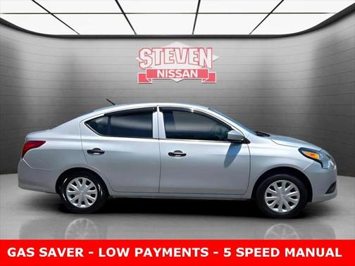 2019 Nissan Versa 1.6 S