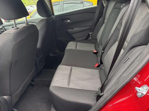 Scarlet 2024 Nissan Rogue SV