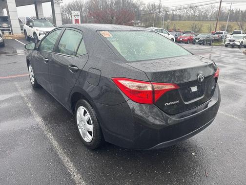 Black Sand Pearl 2017 Toyota Corolla L