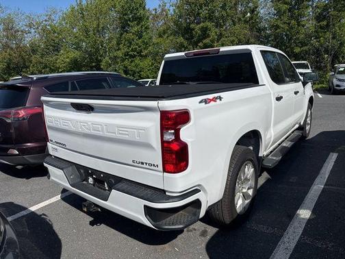 Summit White 2023 Chevrolet Silverado 1500 Custom