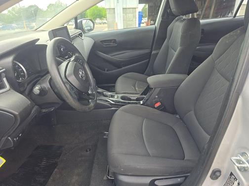 Classic Silver Metallic 2022 Toyota Corolla LE