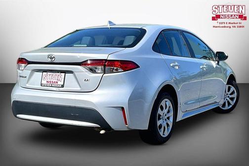 Classic Silver Metallic 2022 Toyota Corolla LE