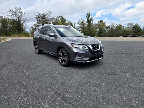 2020 Nissan Rogue SL