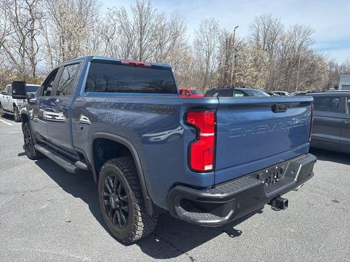 Lakeshore Blue Metallic 2025 Chevrolet Silverado 2500 LT