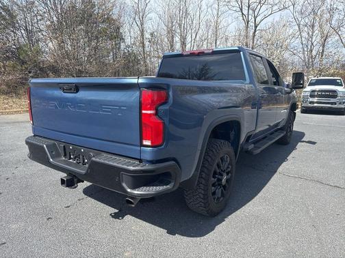 Lakeshore Blue Metallic 2025 Chevrolet Silverado 2500 LT