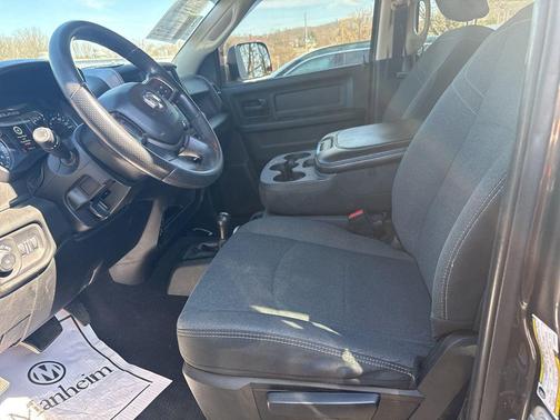 2020 RAM 2500 Tradesman Crew Cab 4x4 6'4' Box