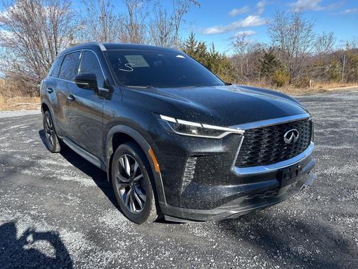 2022 INFINITI QX60 Luxe