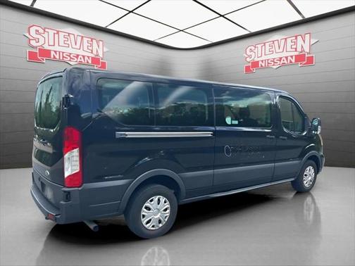 2022 Ford Transit-350 XLT