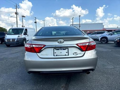 2015 Toyota Camry SE