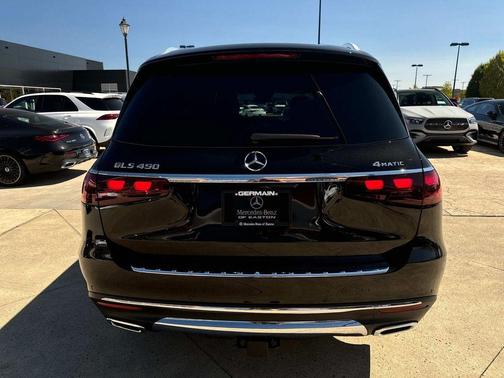 2025 Mercedes-Benz GLS 450 4MATIC