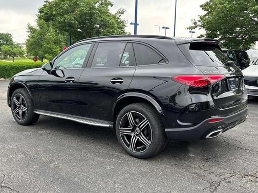 2025 Mercedes-Benz GLC 300 Base 4MATIC