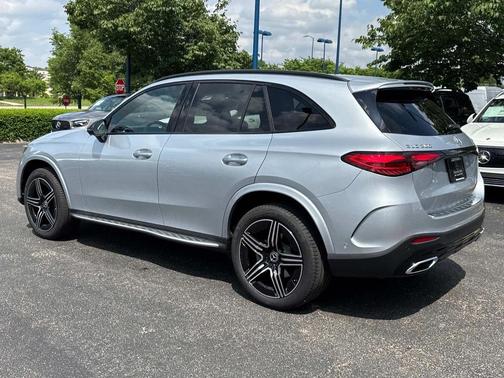 2025 Mercedes-Benz GLC 300 Base 4MATIC