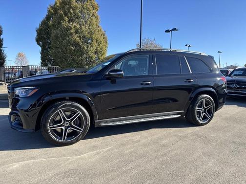 2026 Mercedes-Benz GLS 450 4MATIC