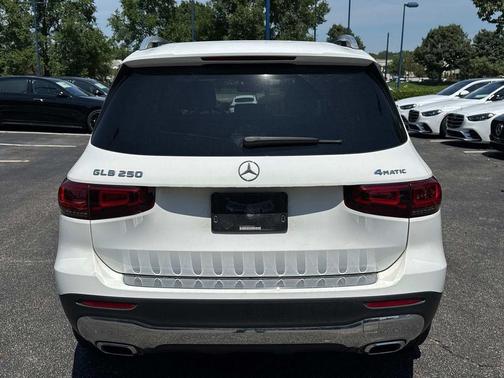 2021 Mercedes-Benz GLB 250 Base 4MATIC