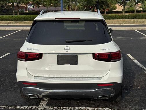 2022 Mercedes-Benz GLB 250 Base 4MATIC