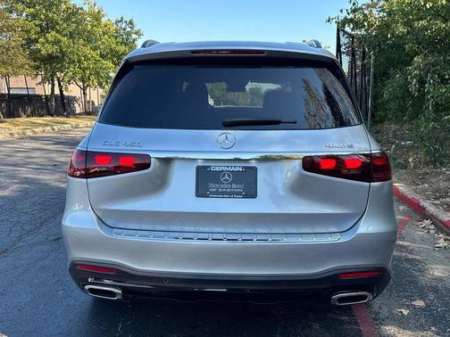 2026 Mercedes-Benz GLS 450 