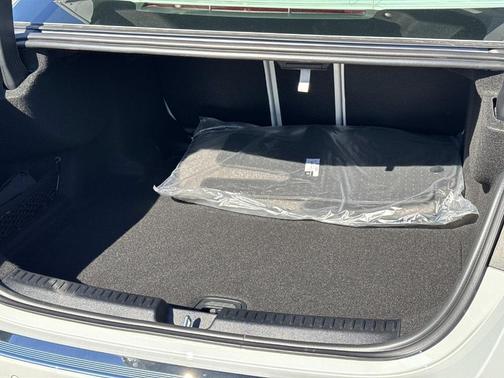 2026 Mercedes-Benz E-Class E 350 4MATIC