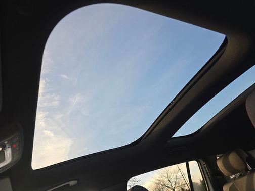 2026 Mercedes-Benz GLB 250 Base 4MATIC