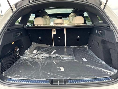 2025 Mercedes-Benz GLC 300 Base 4MATIC