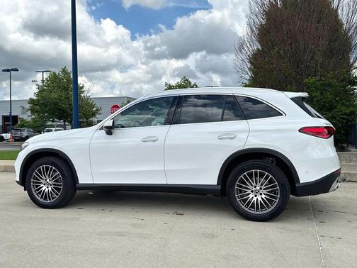2025 Mercedes-Benz GLC 300 Base 4MATIC