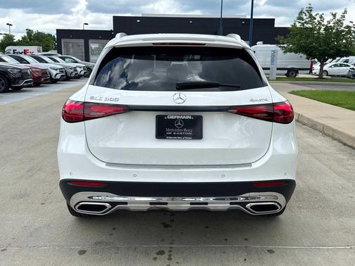 2025 Mercedes-Benz GLC 300 Base 4MATIC