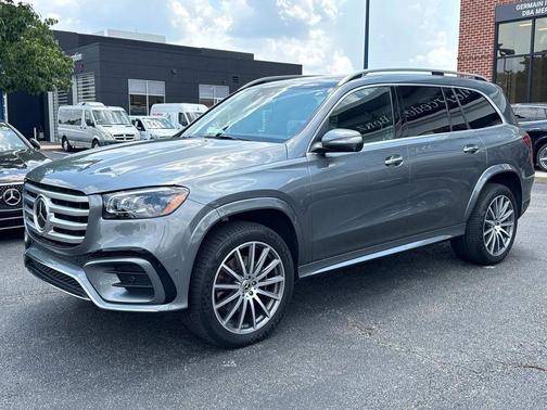 2025 Mercedes-Benz GLS 450 4MATIC