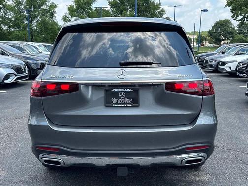 2025 Mercedes-Benz GLS 450 4MATIC