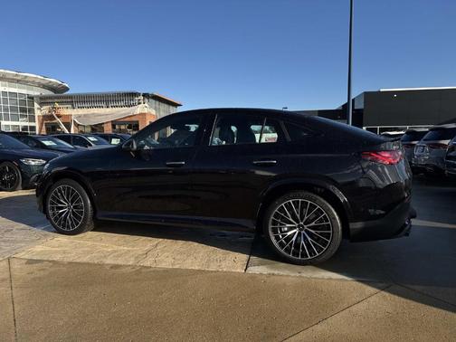 2026 Mercedes-Benz AMG GLC 43 Base